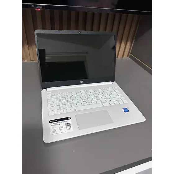 Hp Computadora Portátil 14, Intel Celeron N4020, 4 Gb De Ram