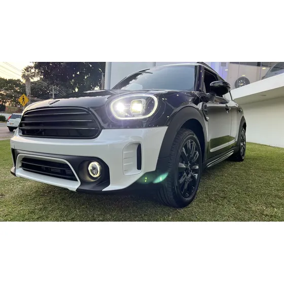 Mini Countryman Uncharted