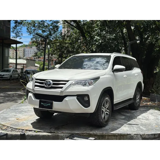 Toyota Fortuner 2.7l