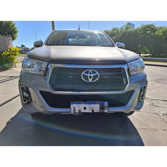 Toyota Hilux 2.8 Cd Srv 4x4 Manual