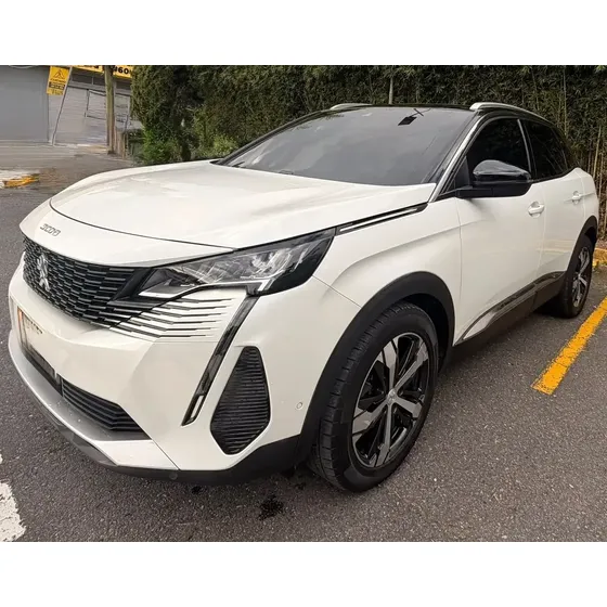 Peugeot 3008 2022 1.6 Allure