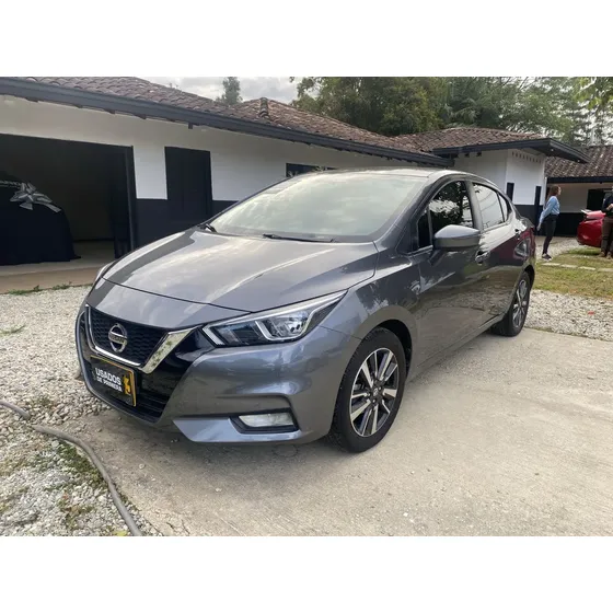 Nissan Versa 2022 Advance Mt 1600cc Rin 16