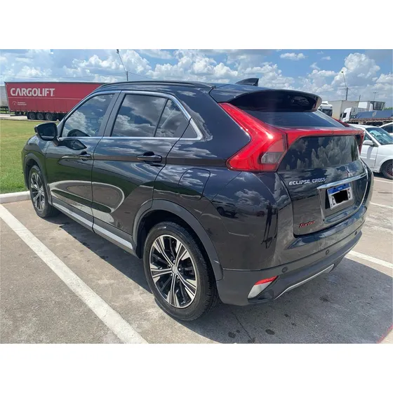Mitsubishi Eclipse Cross 1.5 Hpe-s Turbo Cvt 5p