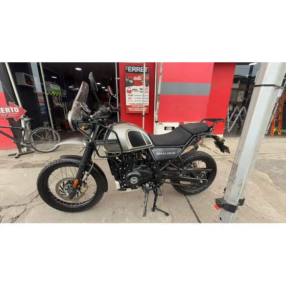 Color Gris Mate  Full De Papeles