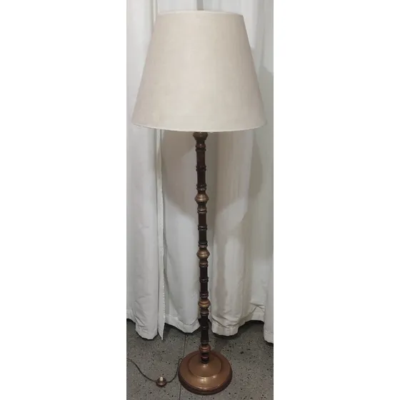 Lampara De Pie Antigua Madera Y Bronce Con Su Llave Original Crema Marrón