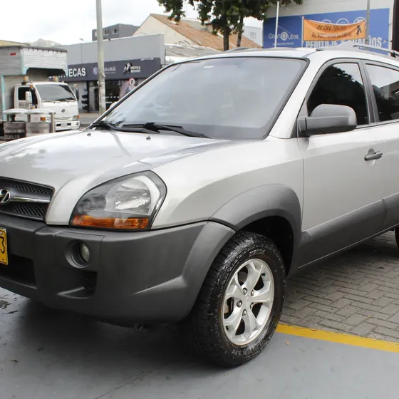 Hyundai Tucson 2010 2.0 Full
