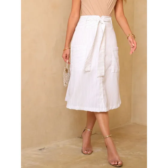Saia Midi De Linho Com Trama Risca De Giz E Design Evasê
