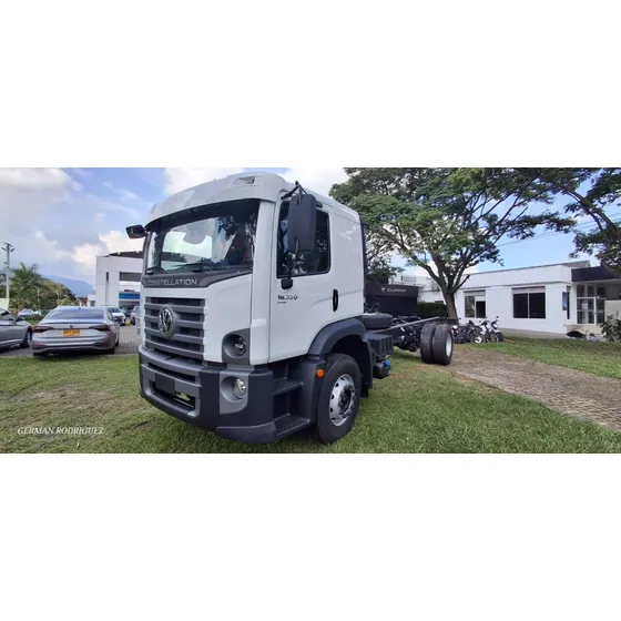 Volkswagen Constellation 18.320 Lr