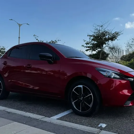 Mazda 2 Sport 2025 2.0 Grand Touring Lx Carbon Edition At