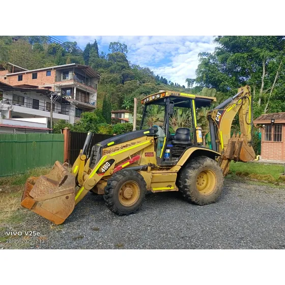 Retroexcavadora Caterpillar 416d 2004