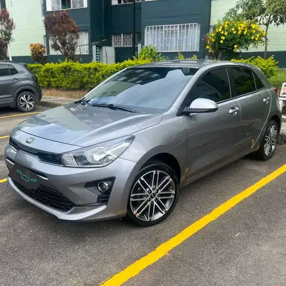 Kia Rio 2022 1.4 Vibrant Mt