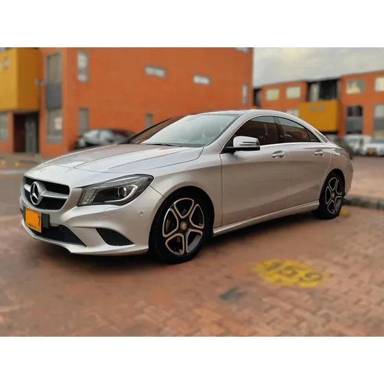 Mercedes-benz Clase Cla Sedan