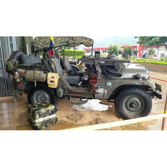 Willys 1955 4j