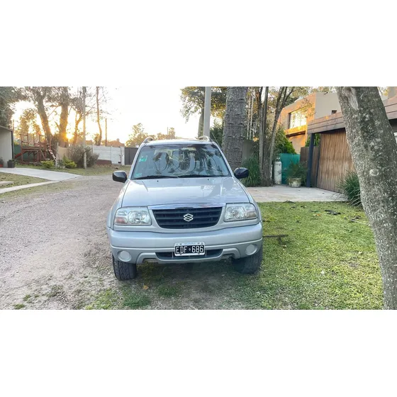 Suzuki Grand Vitara 2.7 Xl-7 V6