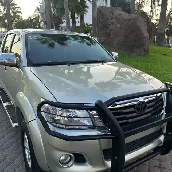 Toyota Hilux 2014 Doble Cabina Sr