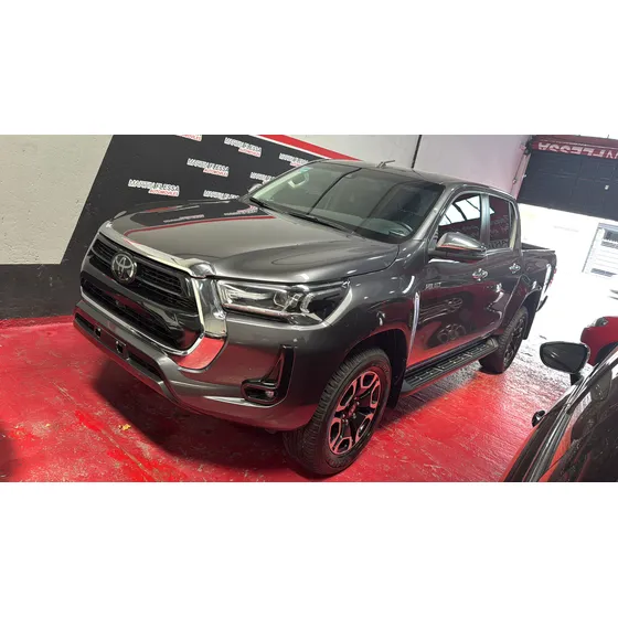 Toyota Hilux Pick-up 2.8 Cd Srx 177cv 4x4 At