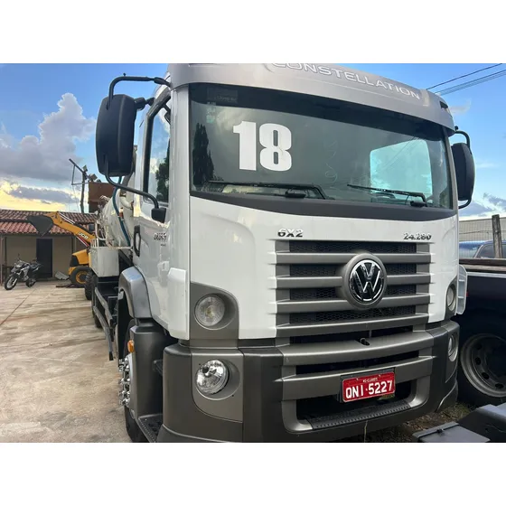 Vw 24.280  6x2   -2018 = Limpa Fossa Suquição
