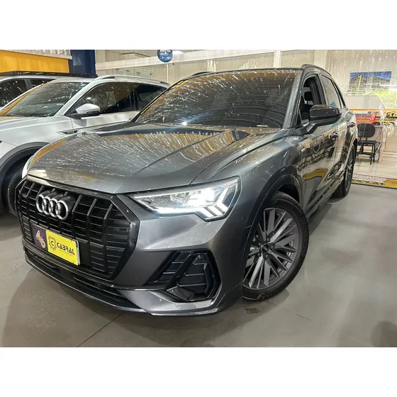 Audi Q3 Spb Perf. Black 2.0 Tfsi Tipt. Quat.