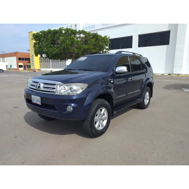 Toyota Fortuner Sr