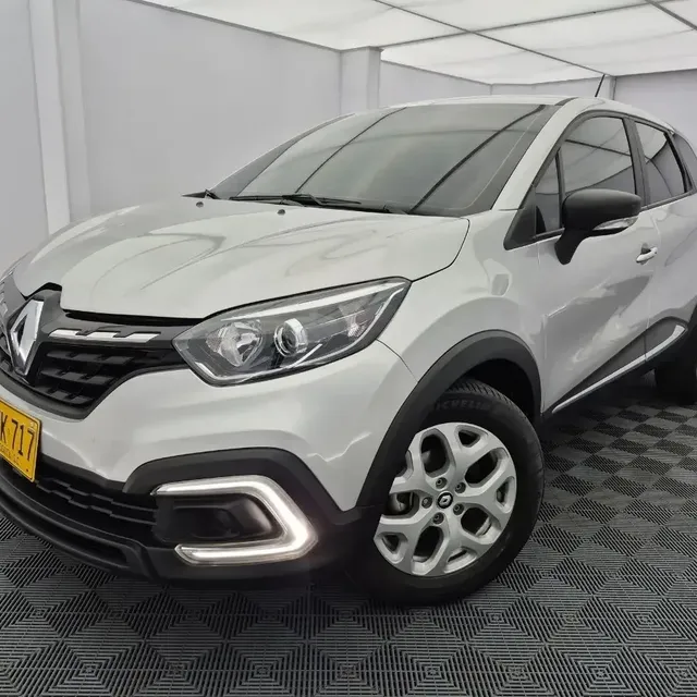Renault Captur 2023 1.6 Zen Mt