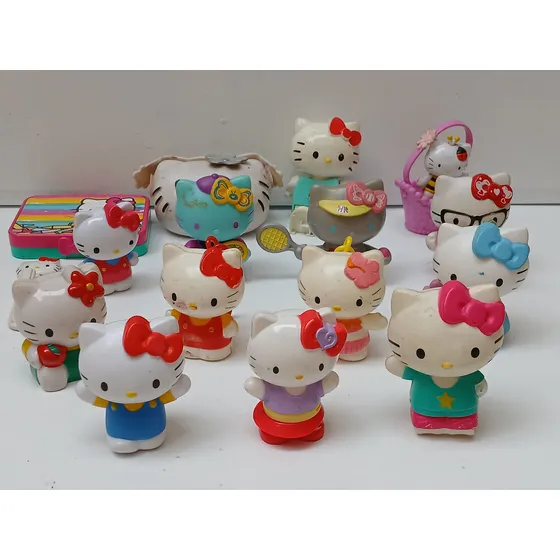 Boneca Mc Donald Hello Kitty Lote 16 Peças