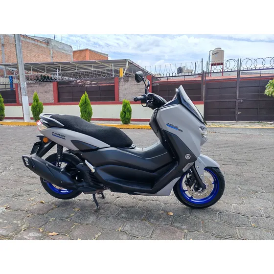 Moto Yamaha N-max 155 2022