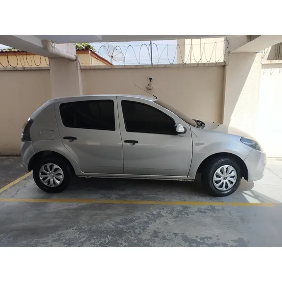 Renault Sandero 1.0 16v Expression Hi-flex 5p