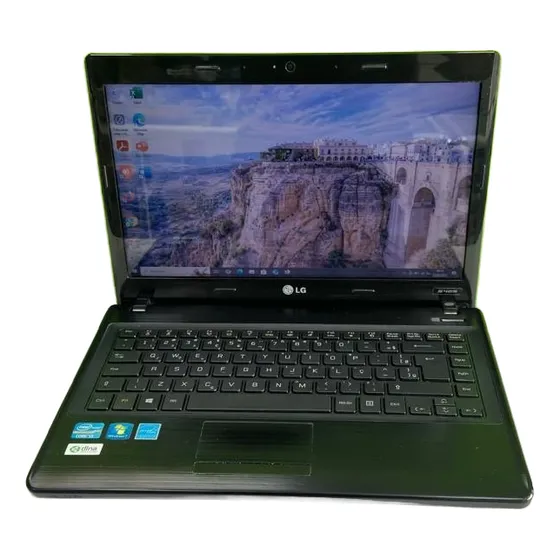 Notebook LG S425 -ssd 120gb - Intel Core I3 - 2°geração-4gb