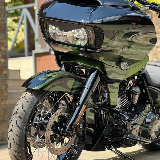 Harley Davidson Cvo Road Glide