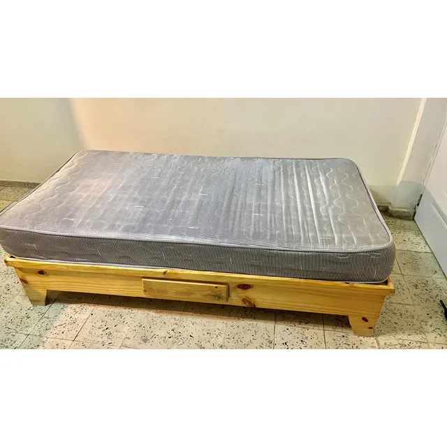 Base De Cama De Madera + Colchón Twin ¡muy Buen Estado!