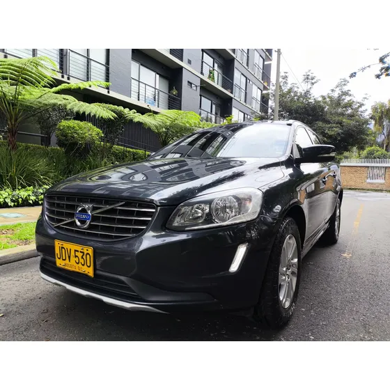 Volvo Xc60 2.0 T5 Awd Momentum