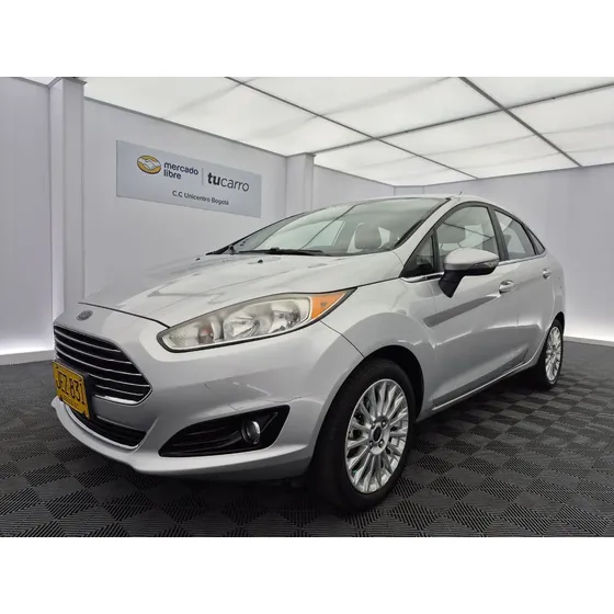 Ford Fiesta 2016 1.6 Hatchback Titanium