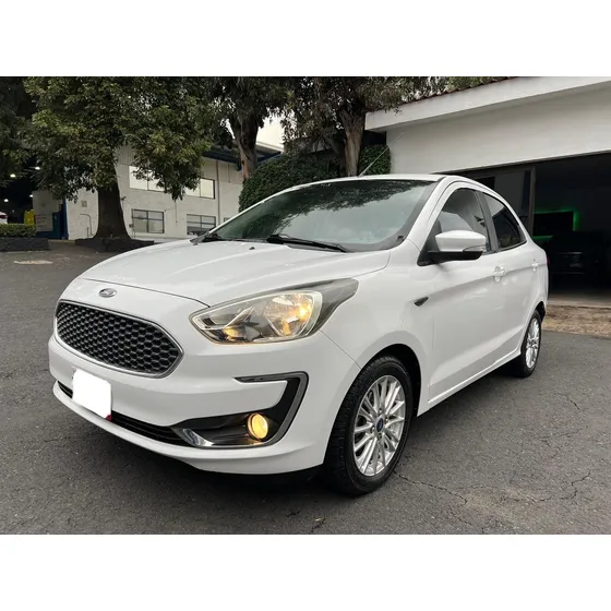 Ford Figo 1.5 Titanium Sedan At