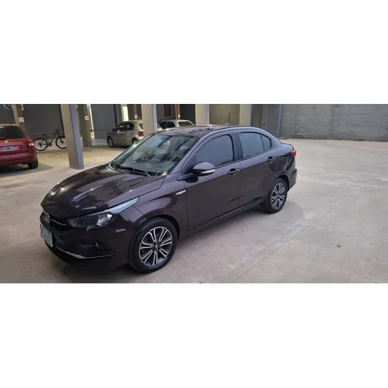 Fiat Cronos 1.8 16v Precision