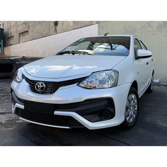 Toyota Etios 1.5 X 6mt