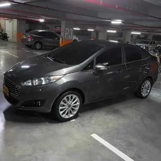 Ford Fiesta 2018 1.6 Titanium Mt