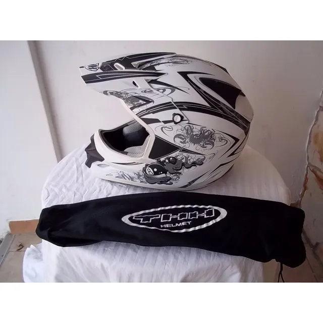 Casco Thh Motocross Enduro Blanco/negro/matte Varias Tallas