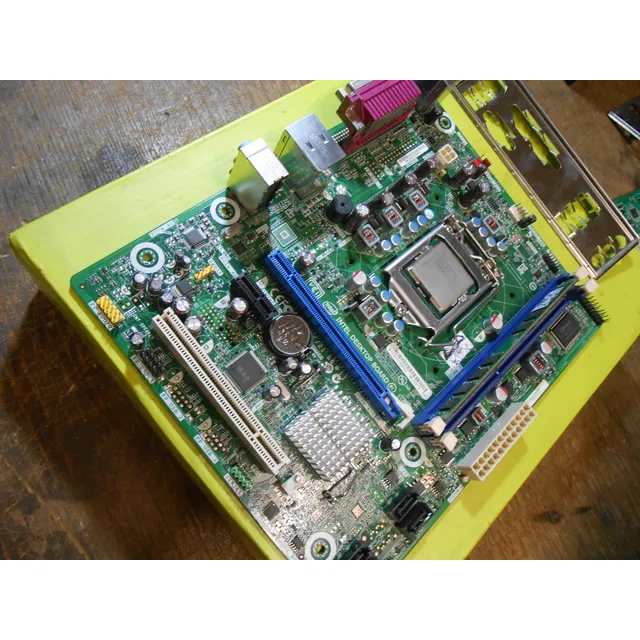 Motherboard Intel Dh61ww Socket 1155 Micro Memo Chapa Traser Verde