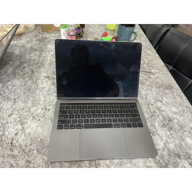 Macbook Pro (2018) 13.3  16gb Ram - 1tb Ssd (con Detalles)