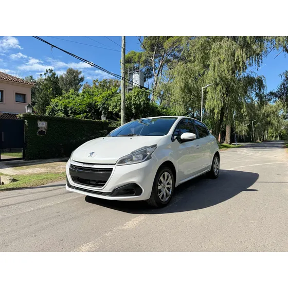 Peugeot 208 1.5 Active