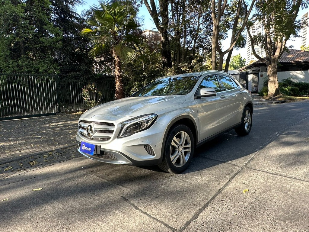 Mercedes-benz Gla 200 1.6