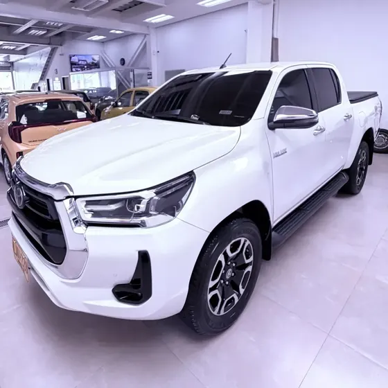 Toyota Hilux 2022 2.8l