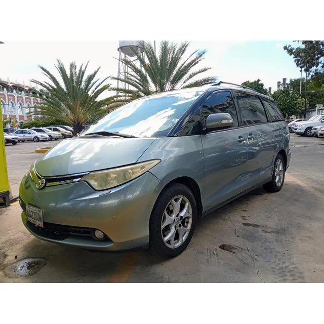 Toyota Previa Smart