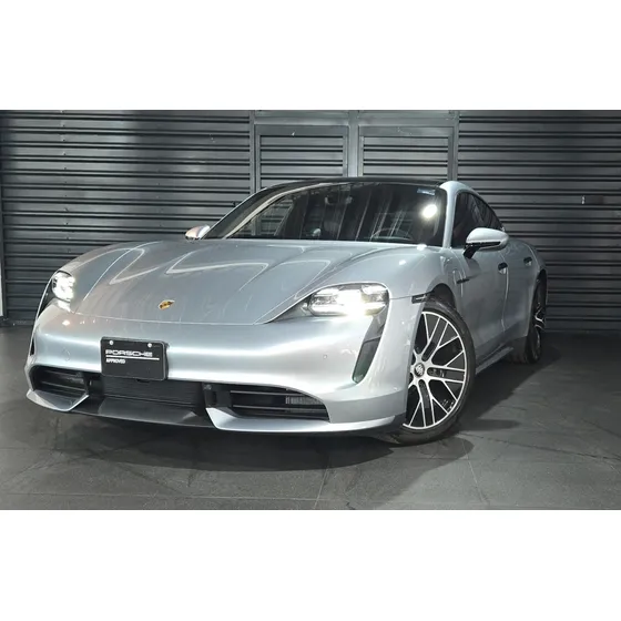 Porsche Taycan 4p Turbo Aut