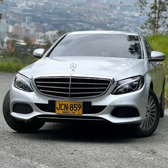 Mercedes-Benz Clase C 2017 2.0 Cgi Exclusive