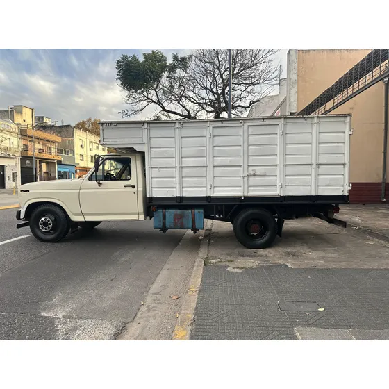 Ford F-350 Tte. Carga