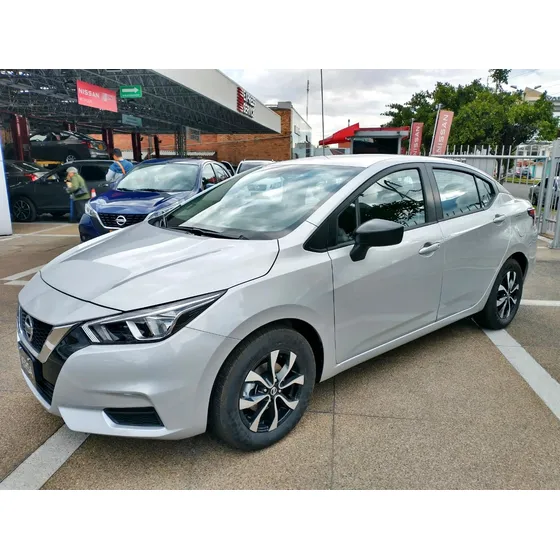 Nissan Versa 1.6 Sense