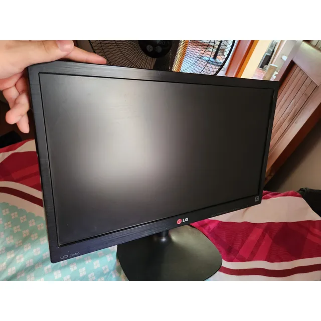 Monitor LG 20 
