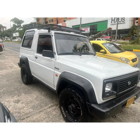 Daihatsu Rocky 2.2 F98