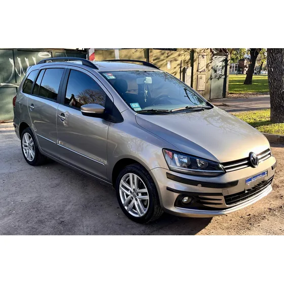 Volkswagen Suran 1.6 Highline Msi 110cv